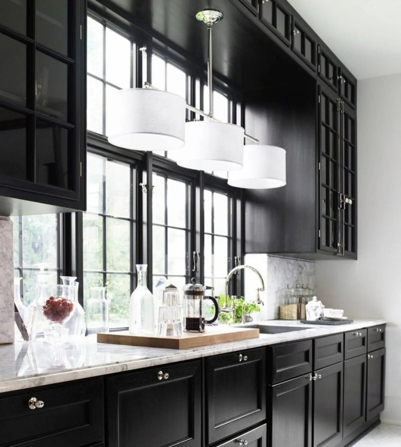 Black white kitchen