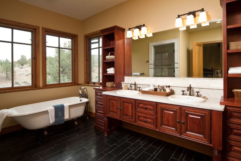 Bathroom design in a classic style