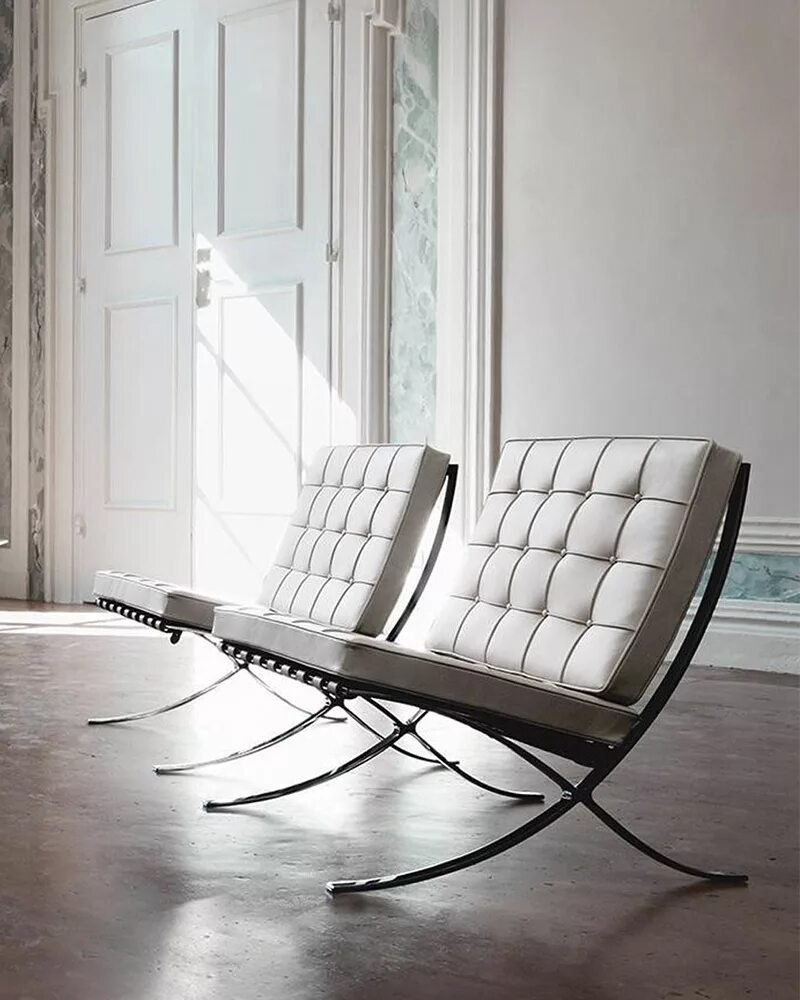 Barcelona chair MIS Van der Roe