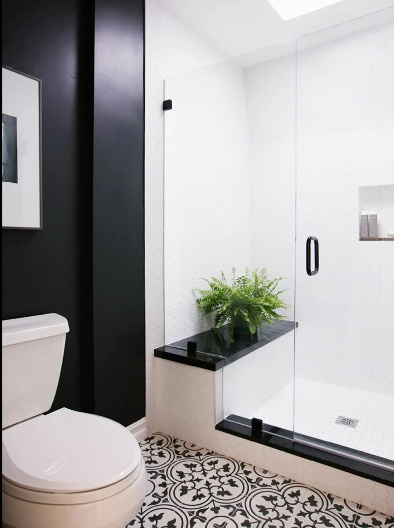 Black white bathroom