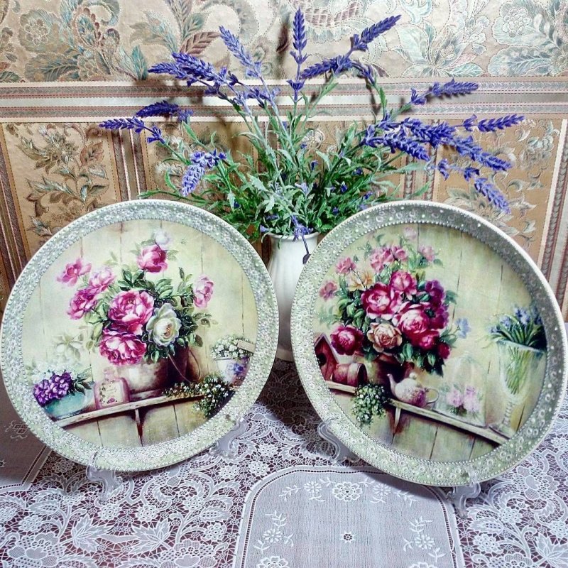 Decoupage plates in the style of Provence