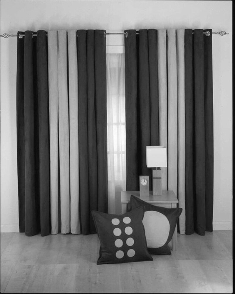 Dark gray curtains in the interior