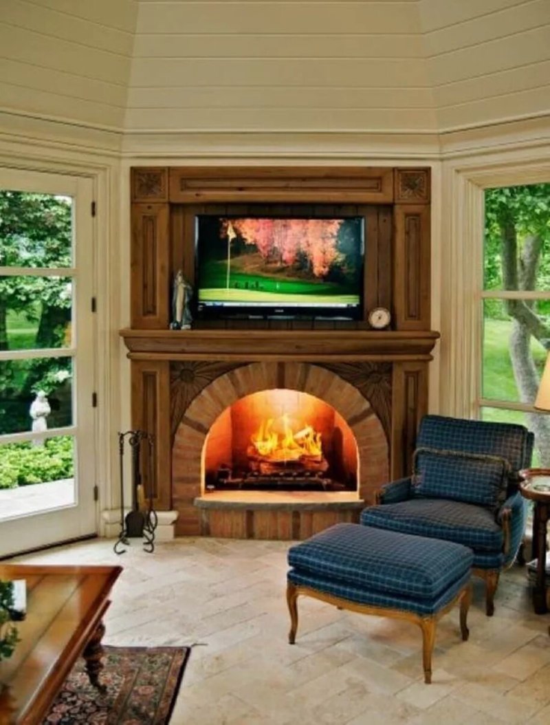 Living rooms with fireplace