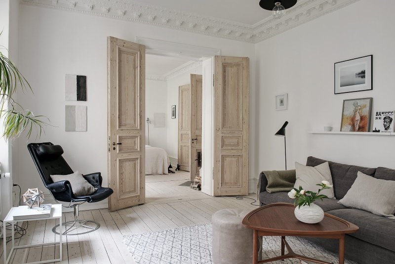 Doors in the Scandinavian interior