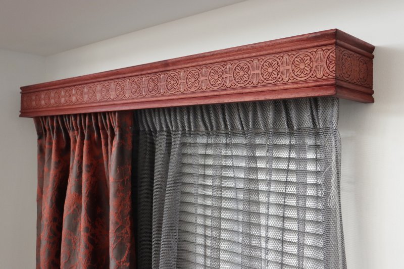 Wooden cornices for curtains