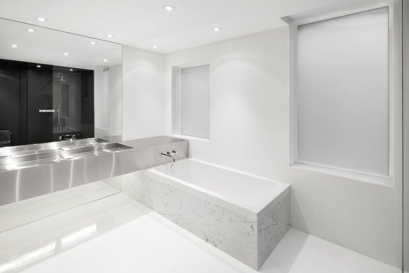 Bathroom minimalism