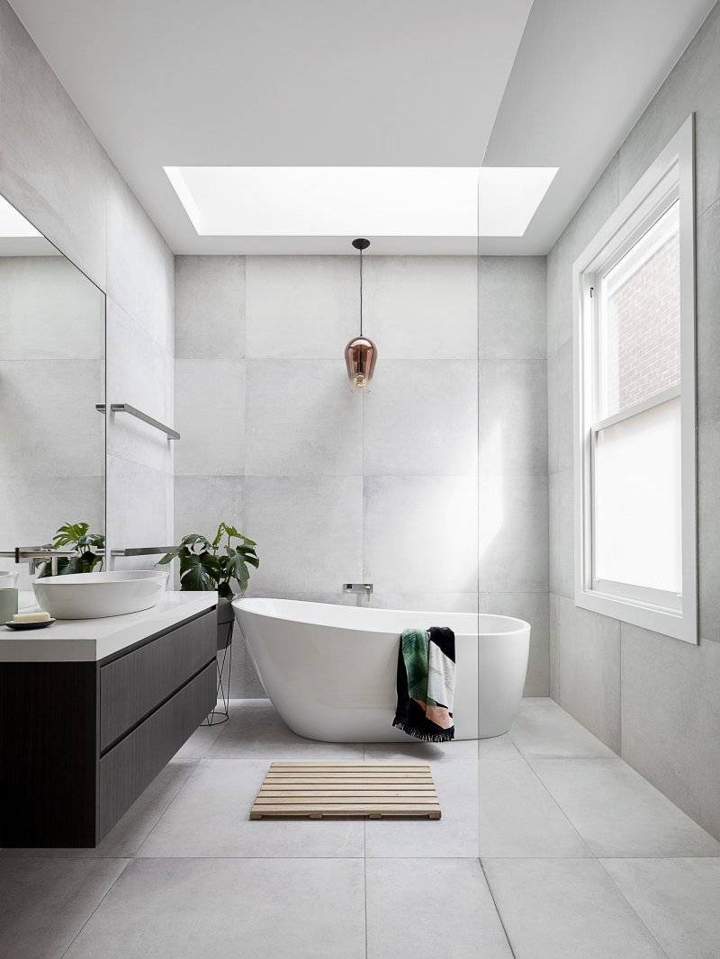 Bathroom in the style of minimalism