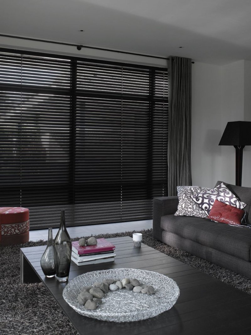 Black blinds in the interior