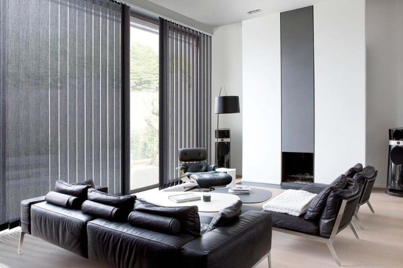 Black blinds in the interior