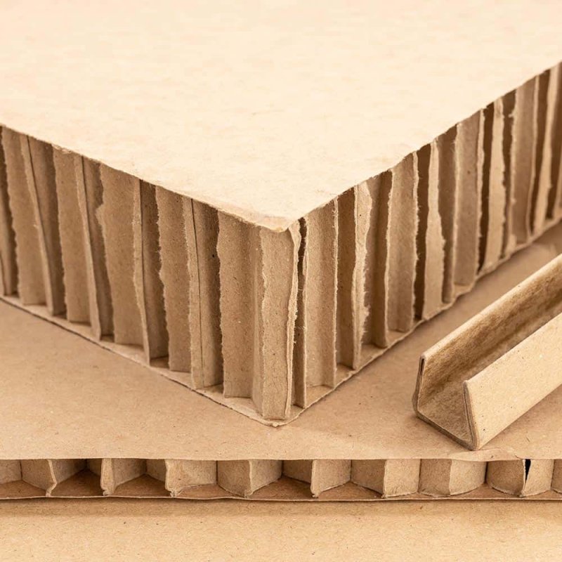 Corners from corrugated cardboard