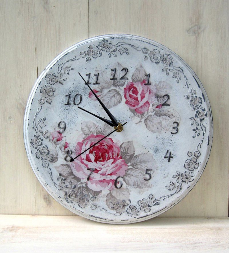 Decoupage watch