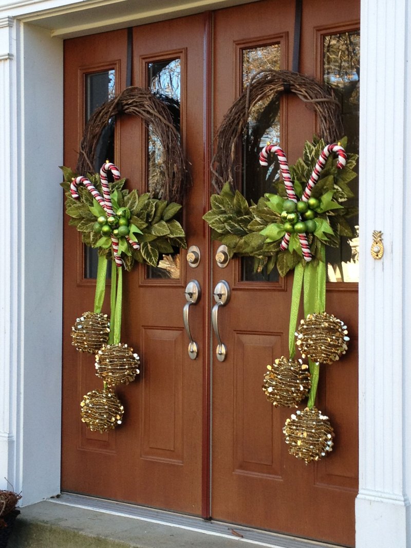 New Year's decoration for the door