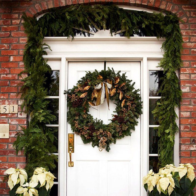 A wreath on the door