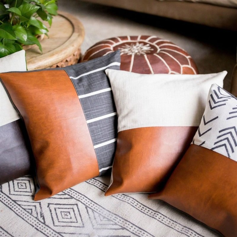 Decorative sofa pillow