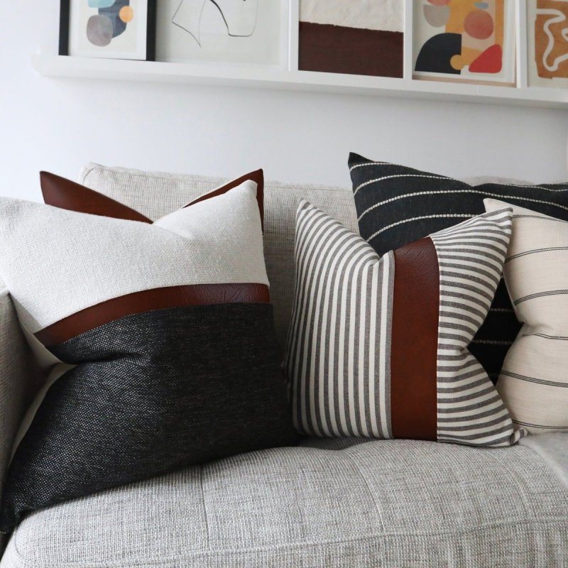 Decorative pillow