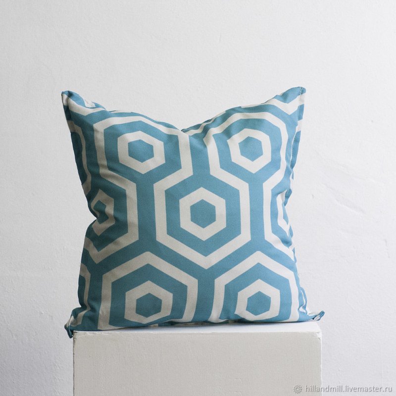 Decorative pillow