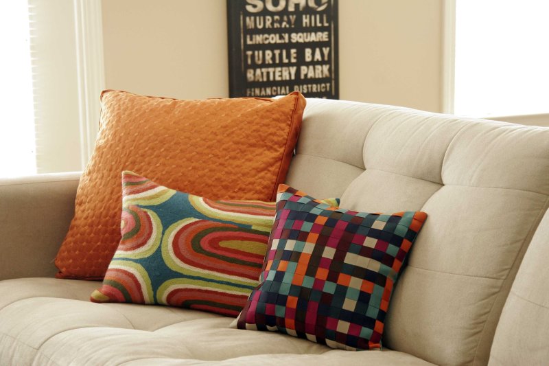 Decorative pillow