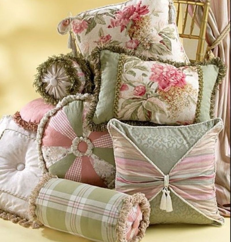 Decorative pillows