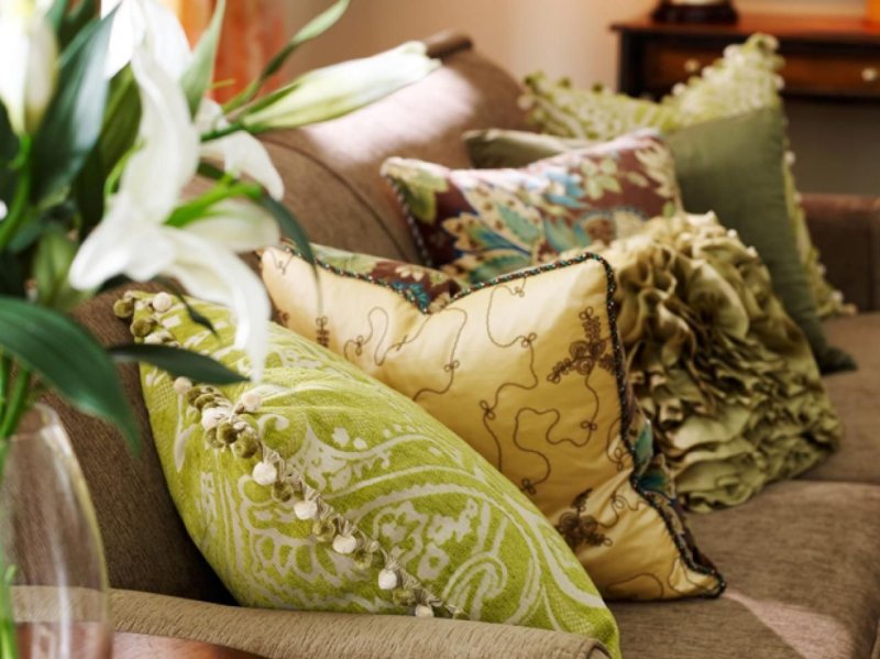 Decorative pillow