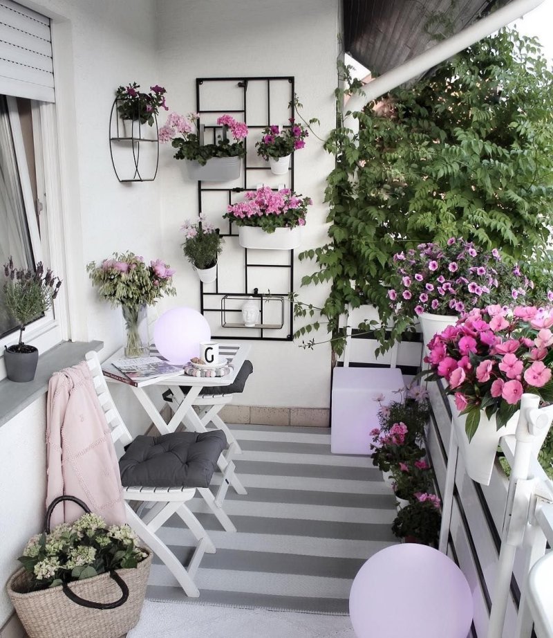 Balcony with flowers design