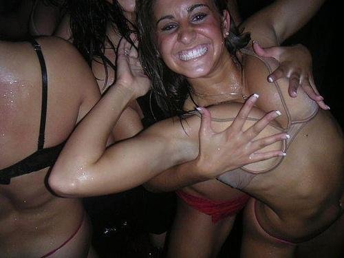Naked girls anneal