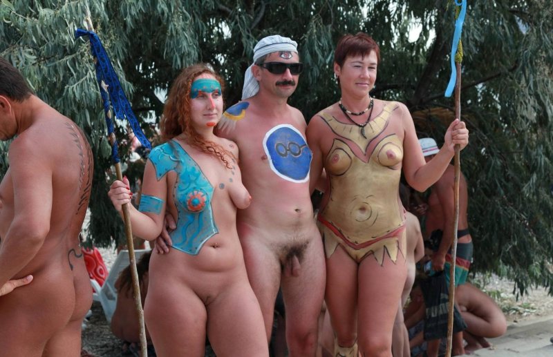 Crazy nudist contests