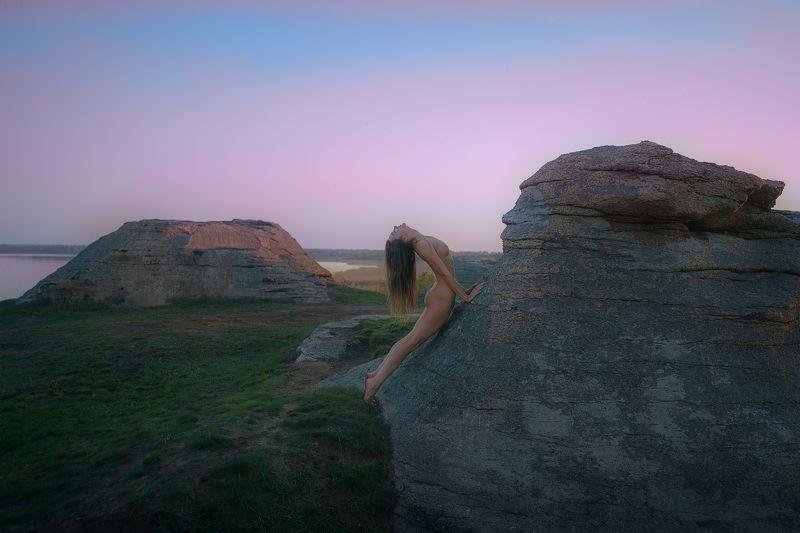 Photo session on a cliff