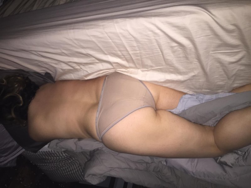 Amateur sleeping wives
