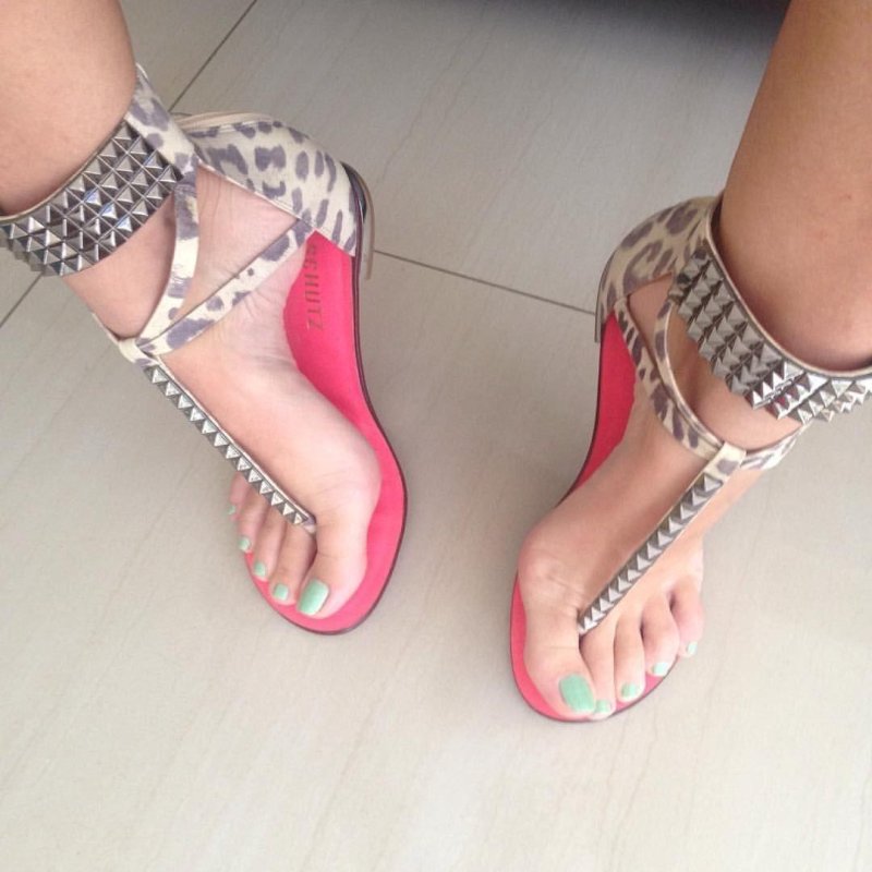 Systemic sandals