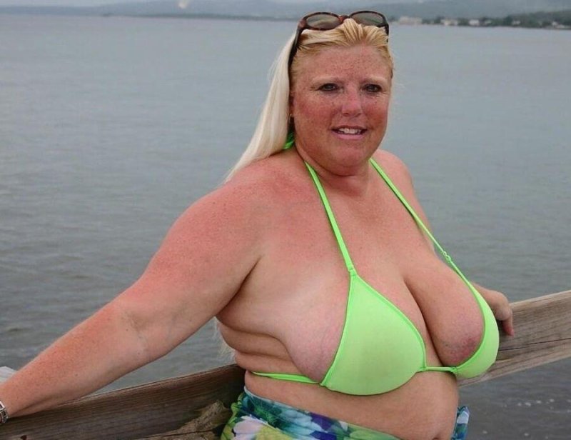 Naked mature bbw on the beach