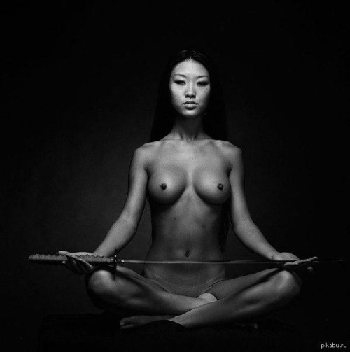 Asian girls in the style of nude