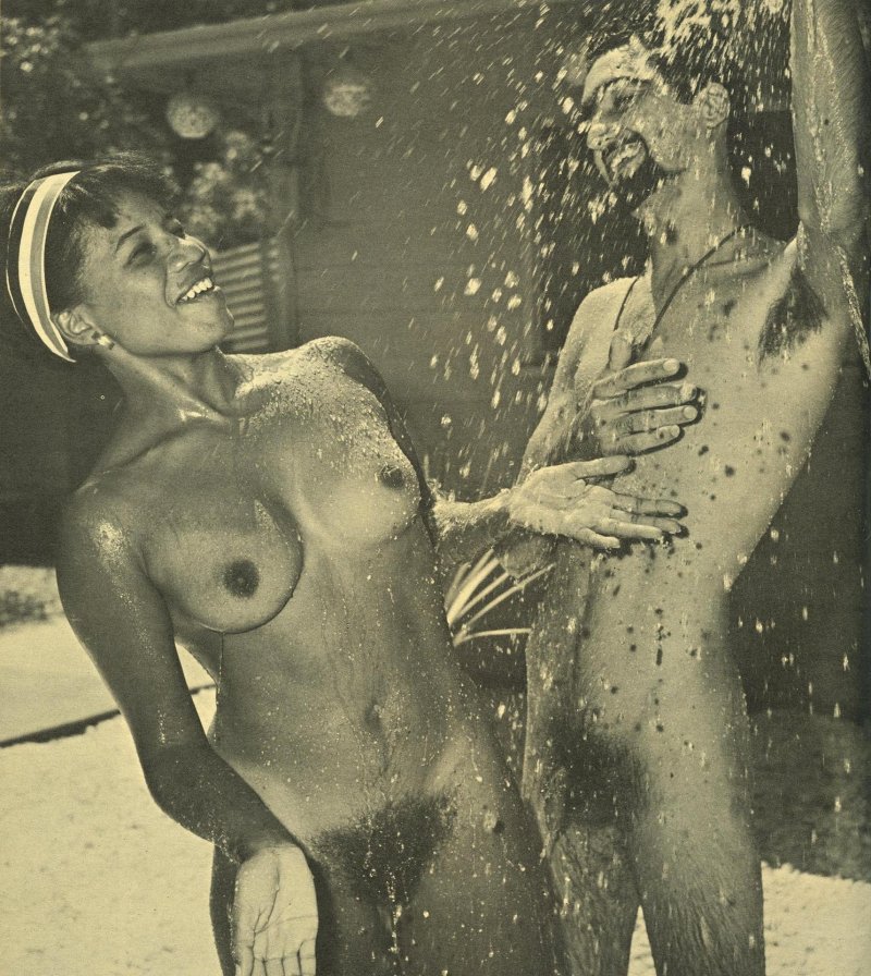 Retro nudists