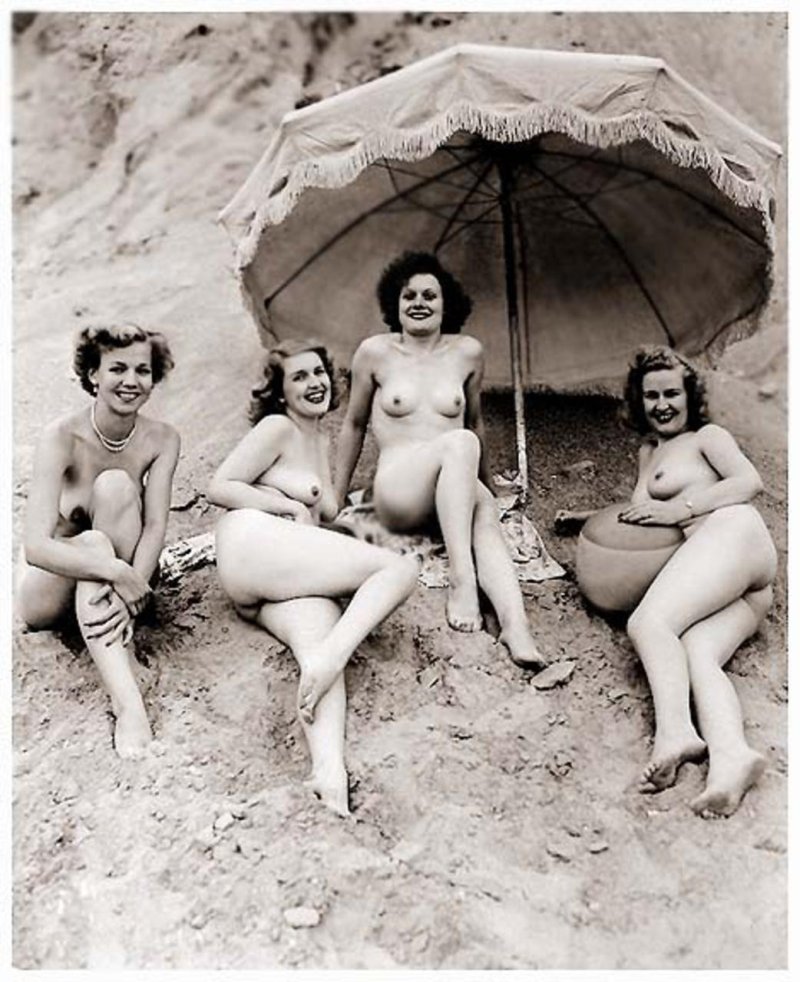 Retro nudist families