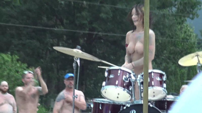 Erotic nudists