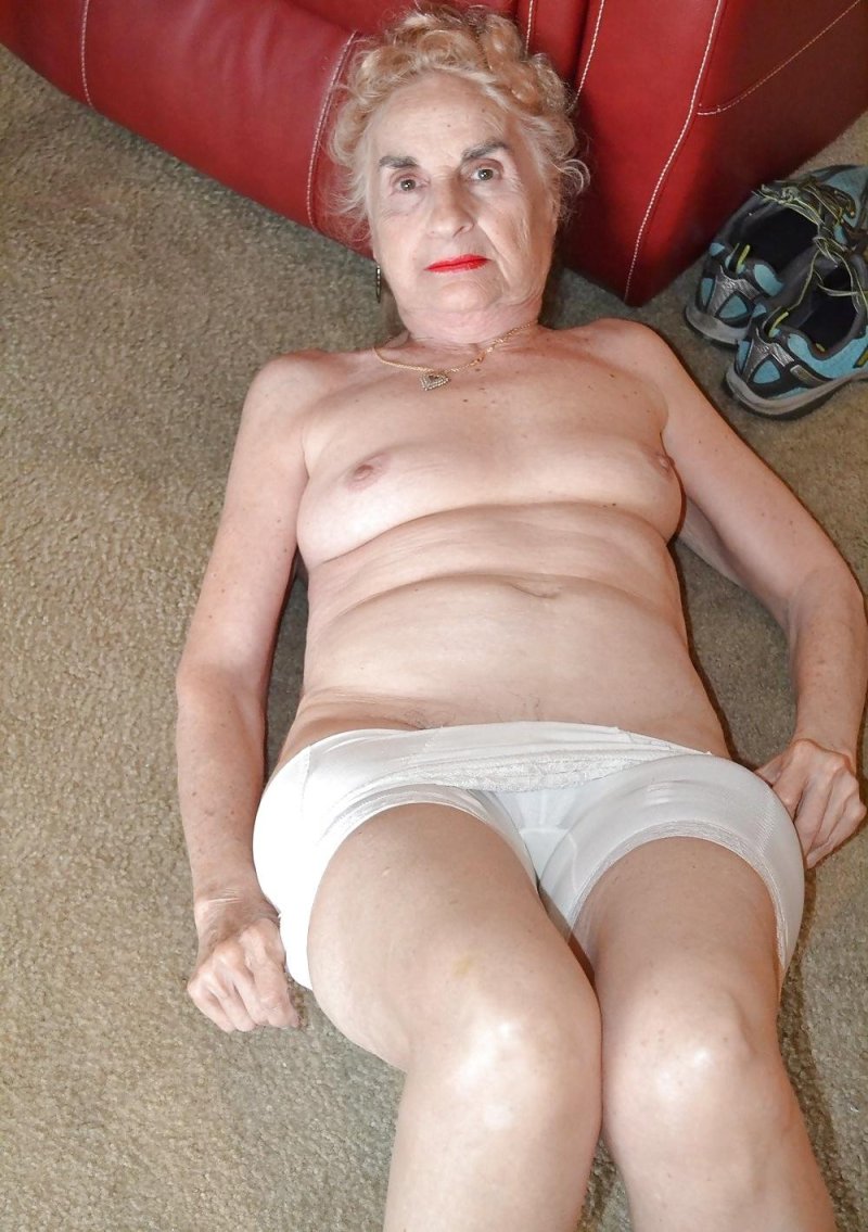 Old woman naked