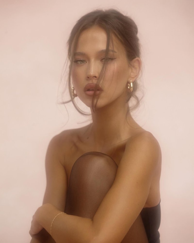 Isabelle mather