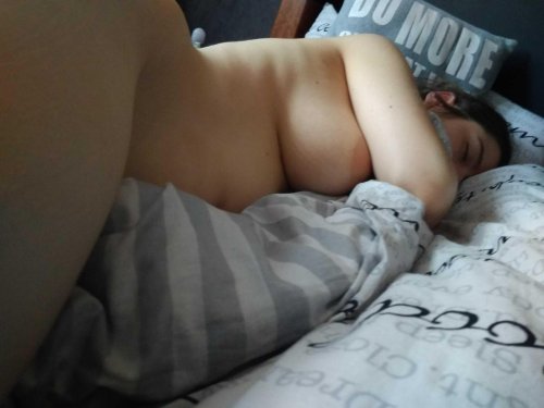 Sleeping girl amateur