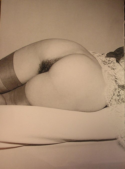 Beautiful naked butt retro