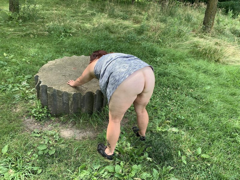 Bbw at the dacha in shorts