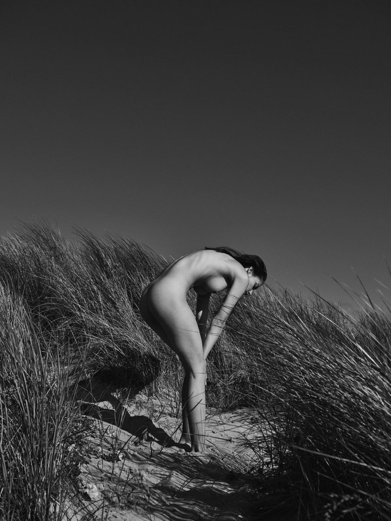 Photo shoots nude