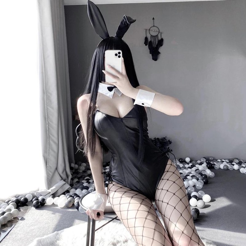Costume Rabbit