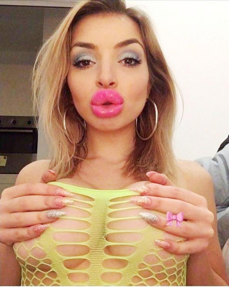 Silicone lips