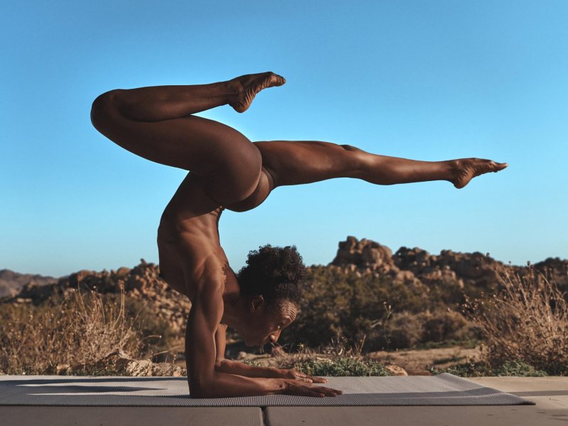 Elena Chistyakova yoga nude