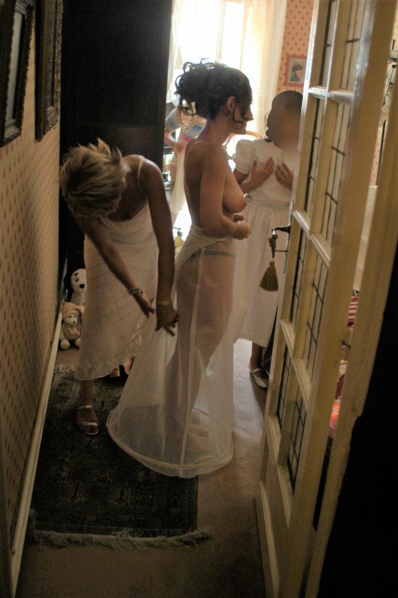 Spied on the brides nude
