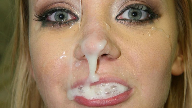 Silicone lips in cum