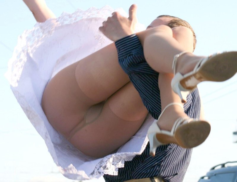 Specified buttons without panties