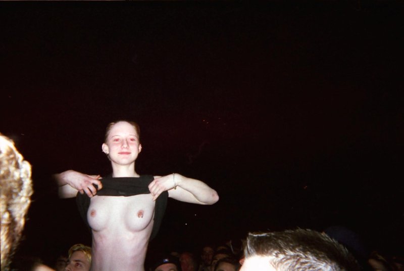 Flash boobs