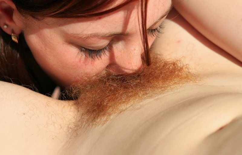 Lesbian kuni red hairy