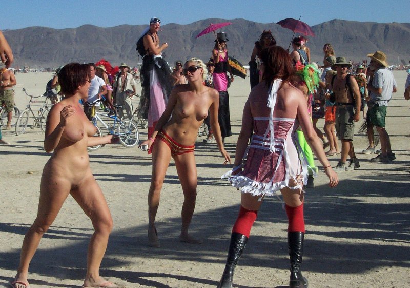 Festival Berning Man naked