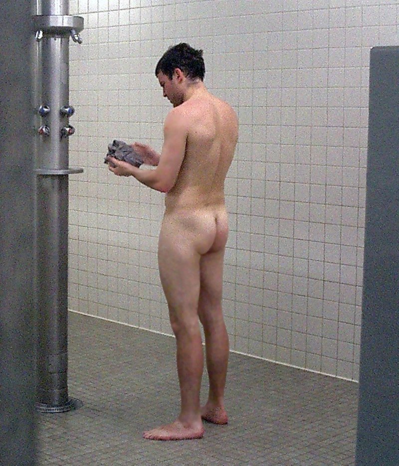 Naked men in the public soul